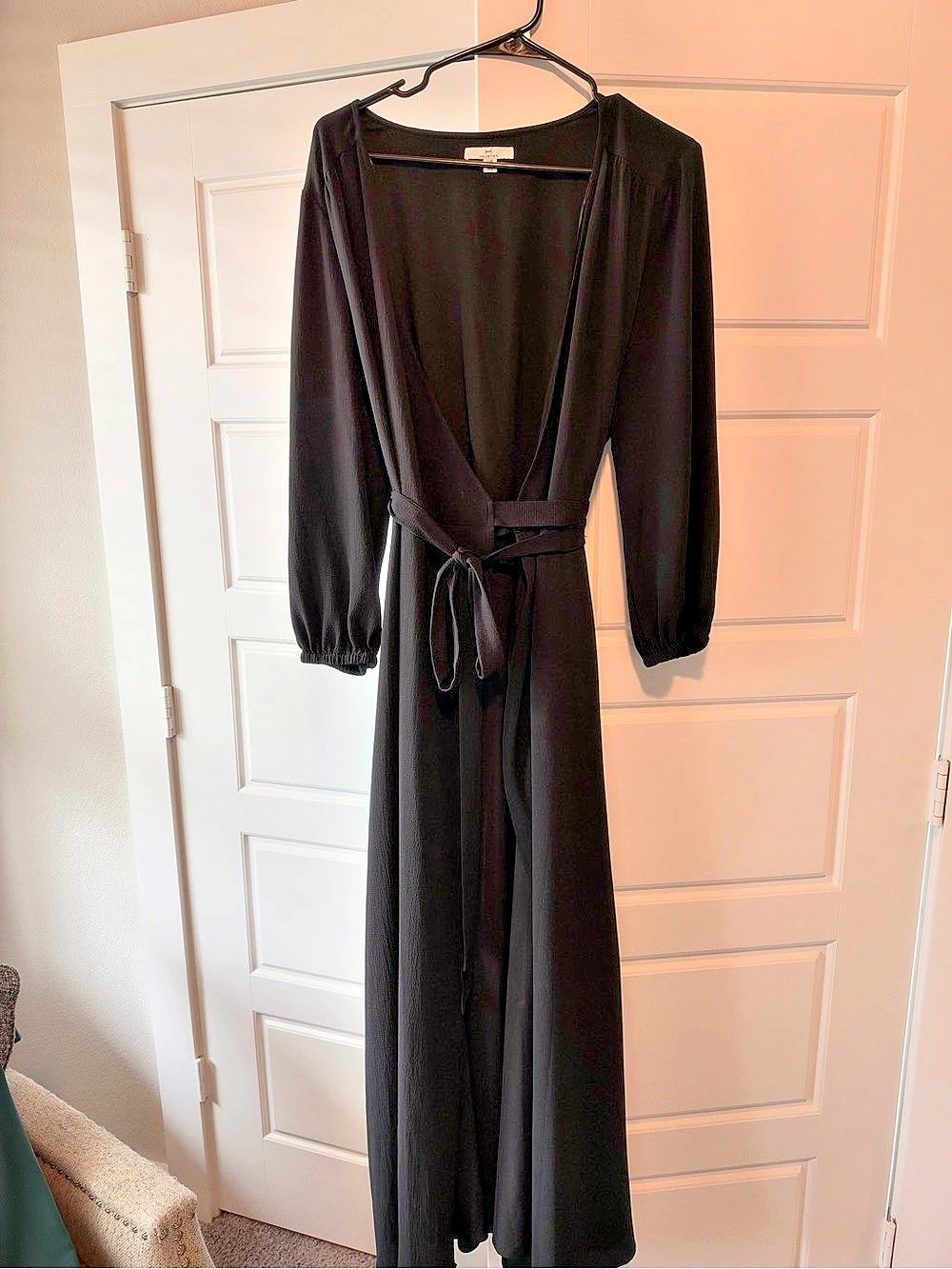 Halston Black Wrap Maxi Dress Size Large Like New